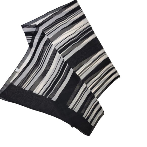 Black and White Stripes Fashion Scarf - Picture 5 of 5